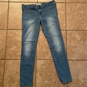 Hollister Skinny Jeans